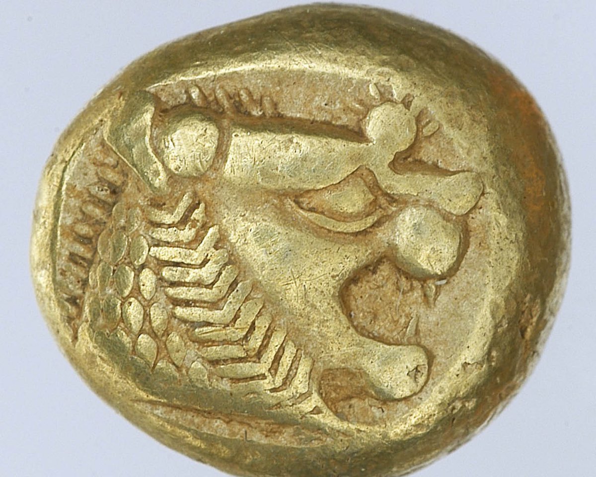 Die Inventis nehmen die Münzen unter die Lupe.🪙🔍 

Im neuen Blogbeitrag der #Generalinventur geht es um Landesmutter Helvetia ohne Toga, die älteste Münze unserer  Sammlung (rund 2'600 Jahre alt 😲) und um geschmacklose Umprägungen. 

➡ Zum Blogbeitrag: hmb.ch/aktuell/blog-g…