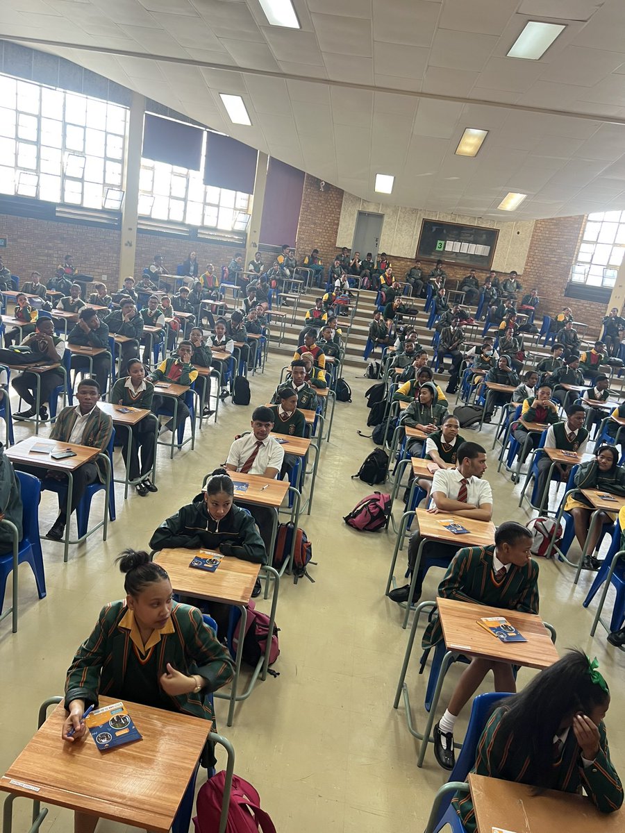 Za Power House tweet media