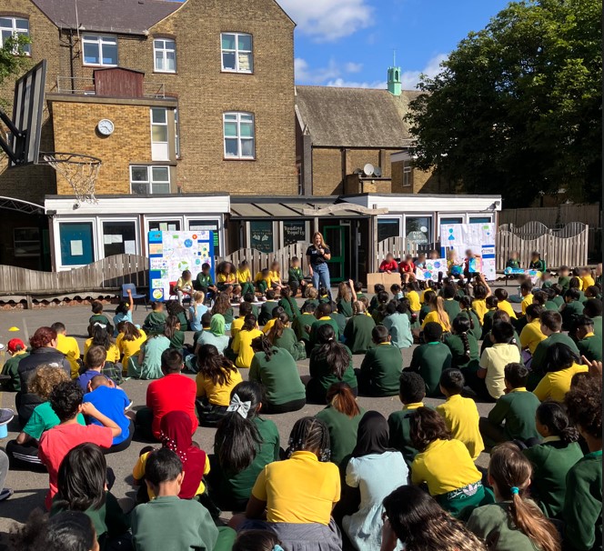 We were delighted to welcome the <a href="/Climate_Relay/">Running Out of Time</a> to Brent this month! 🏃‍♂️🏃‍♀️

Runners visited <a href="/JohnKebleBrent/">John Keble C of E School</a> where pupils shared ideas for a sustainable future.

Together, they ran laps with a baton carrying a vital message to cut emissions and restore nature. 🌍💚

#ClimateAction