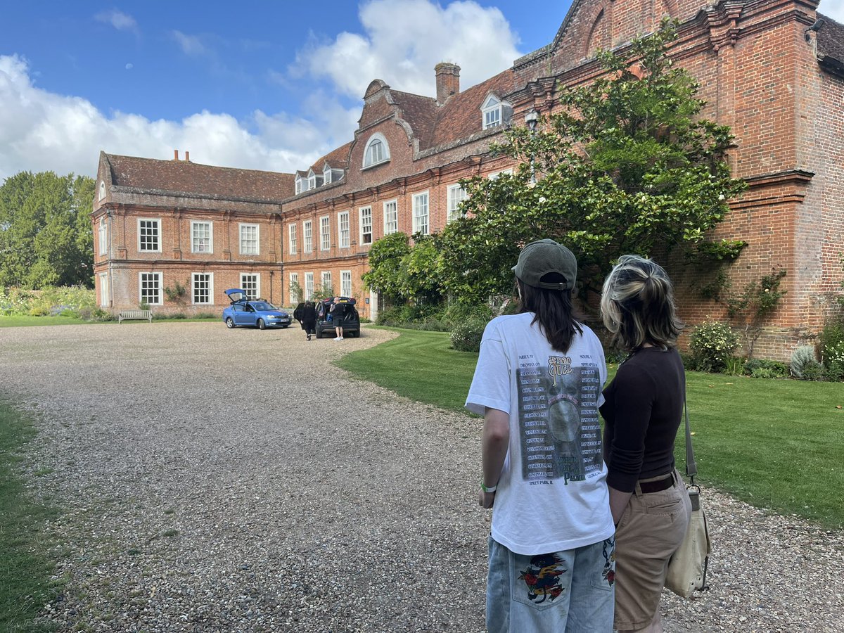 Guess where we are! #pilgrimage #CaptainMyCaptain