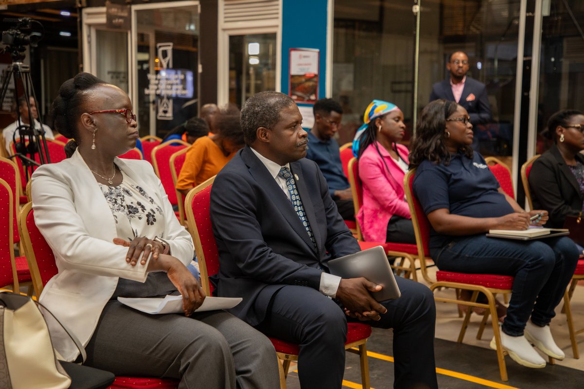 Worldwide, the legal industry has often been a stronghold for traditional practices. Legal functions, practitioners, and institutions typically operate as insular, self-contained departments or verticals, guided by precedents and largely resistant to change. Consequently, only a