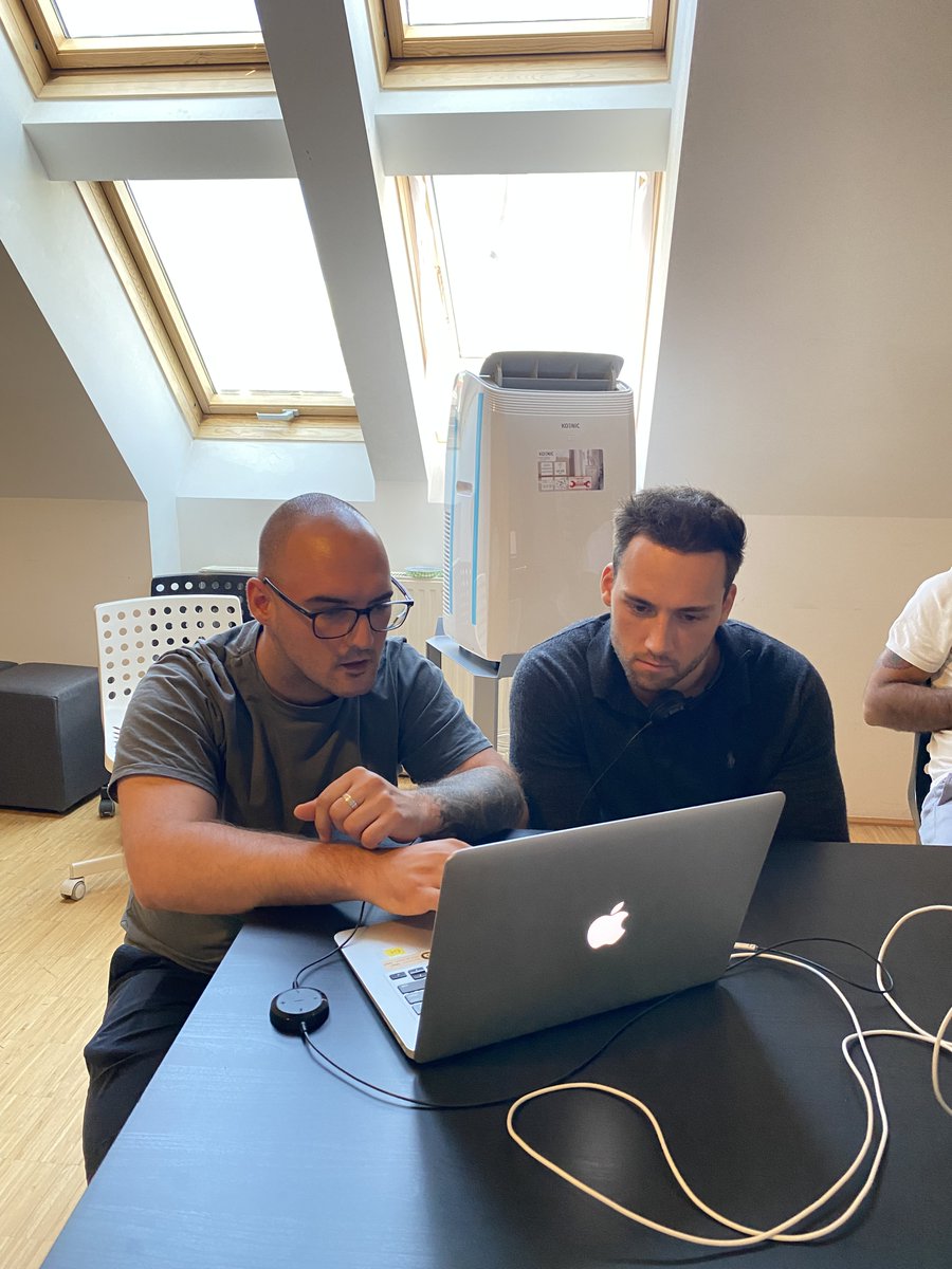 CodeFactoryVIE's tweet image. 👩‍💻👨‍💻 Our students are fully immersed in live coding sessions with our expert trainers. Concentration levels: 100%! 🚀✨

________
#CodeFactoryVienna #LiveCoding #ProgrammingBootcamp #FutureCoders #LearnToCode #wecreatedevelopers