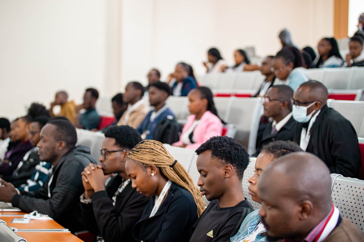 #ExpertsLive attendees are now in breakout sessions covering 4 tracks: 

1⃣Microsoft 365
2⃣Security
3⃣Data &amp; AI
4⃣App &amp; Innovation

Here's more: expertslive.ke/event-schedule/