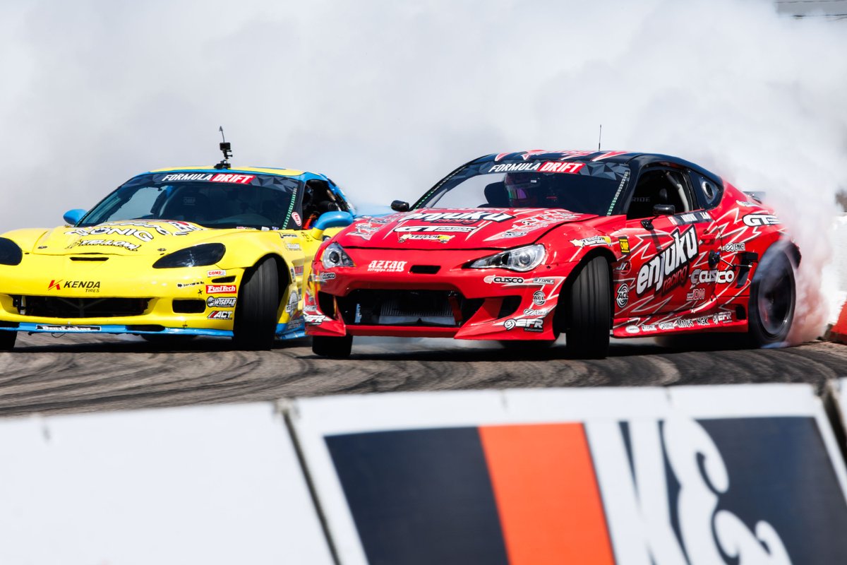 SimagicOfficial's tweet photo. Some epic shots from the weekend 😎

St. Louis you've been exceptional! We look forward to coming back next time!

KEEP RACING
KEEP DRIFTING

.
.
.

#SIMAGIC
#Simagicians
#FormulaDRIFT
#FDstlouis
#drifting
#simdrift https://t.co/imDxheYc1H