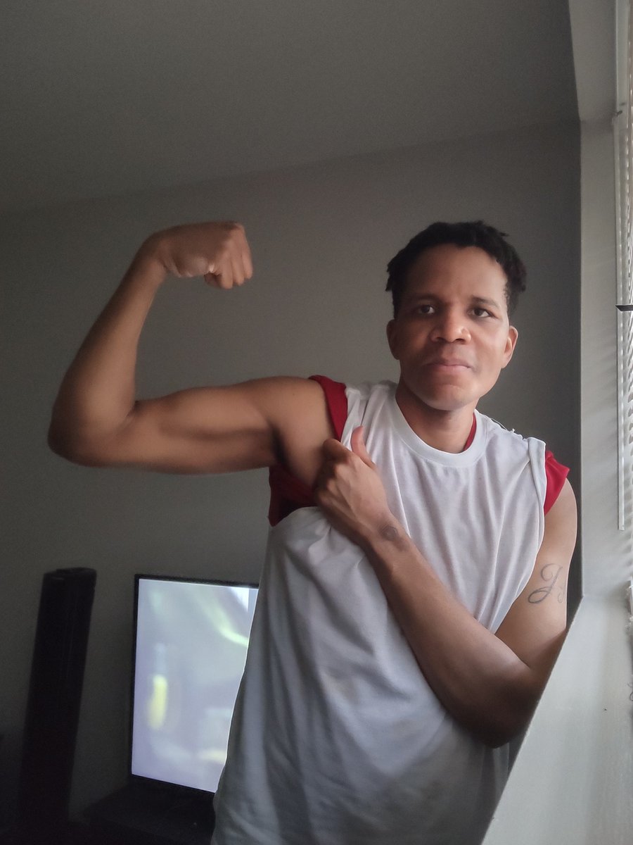 Makes the noise for Flex Friday party y'all!