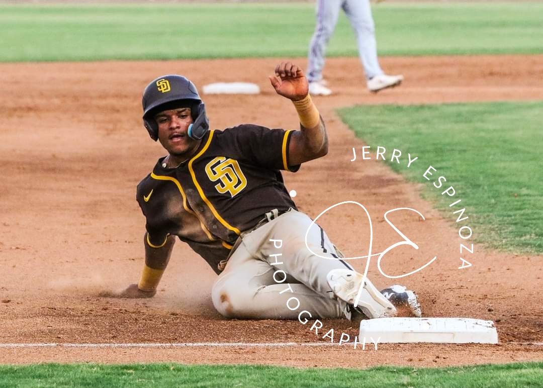 JEspinoza1634's tweet photo. San Diego Padres 2024 6th rd draft pick out of the University of West Florida, Darrien McDowell 8/1/24 Arizona Complex Bridge League. https://t.co/ZPBnP597V9
