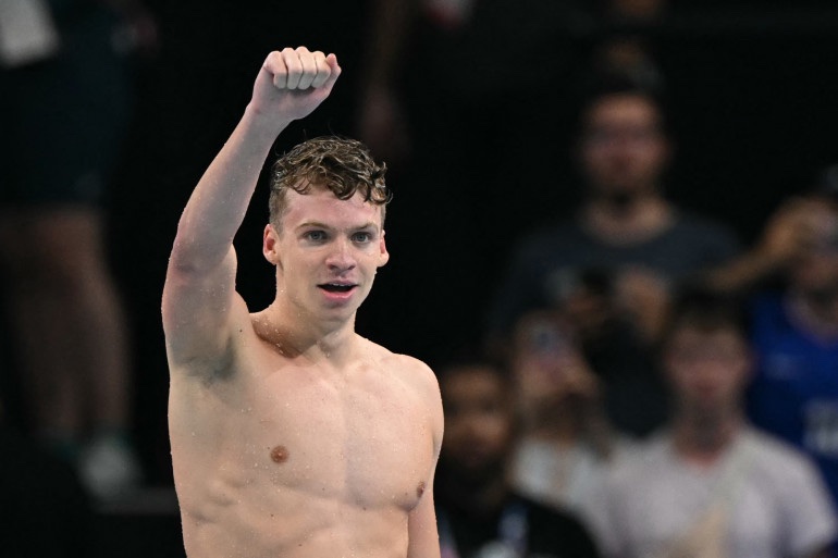 🥇🇫🇷 4x CHAMPION OLYMPIQUE !! LÉON MARCHAND REMPORTE SA QUATRIÈME MÉDAILLE D’OR OLYMPIQUE ET BAT UN QUATRIÈME RECORD OLYMPIQUE, EN 200M 4 NAGES. (France 2) #Paris2024 #AlerteMédaille