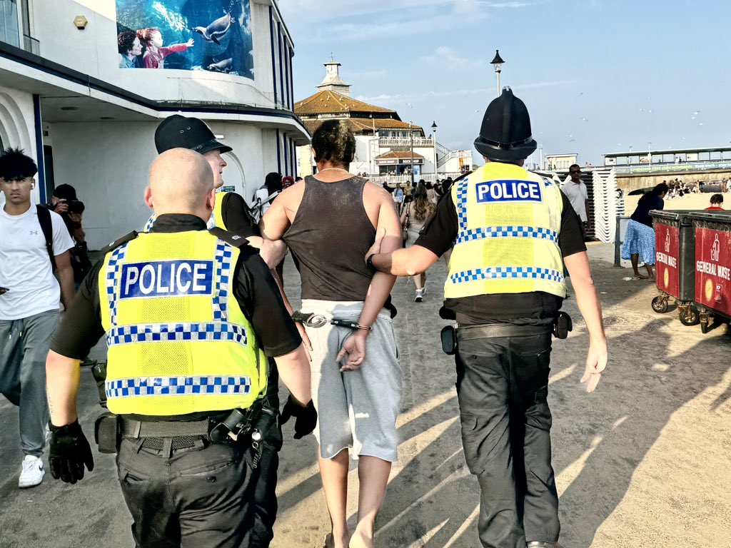 dorsetpolice's tweet photo. Officers on #100DaysOfSummer patrols in Bournemouth have arrested a man following a public order incident on the seafront. https://t.co/dg8lAZVQr0