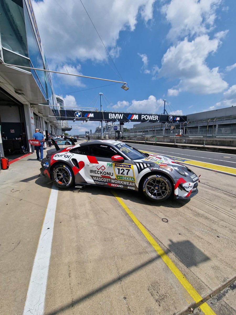 TomCoronel's tweet photo. Another day on this legendary track done, always happy to be on the Ring. 💚💚 Car feels good, team’s ready and so are we. 🤙 Let’s get the 6h race started! 🔛

#Porsche991 #PorscheGT3 #Nordschleife https://t.co/NJaHTWpaUQ