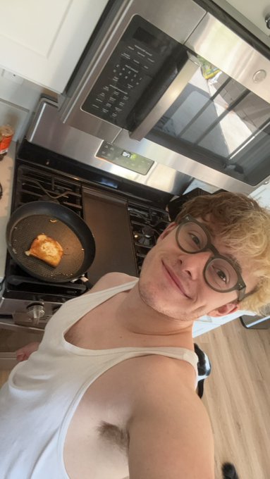 Cooking is fun https://t.co/STA51mOsF4