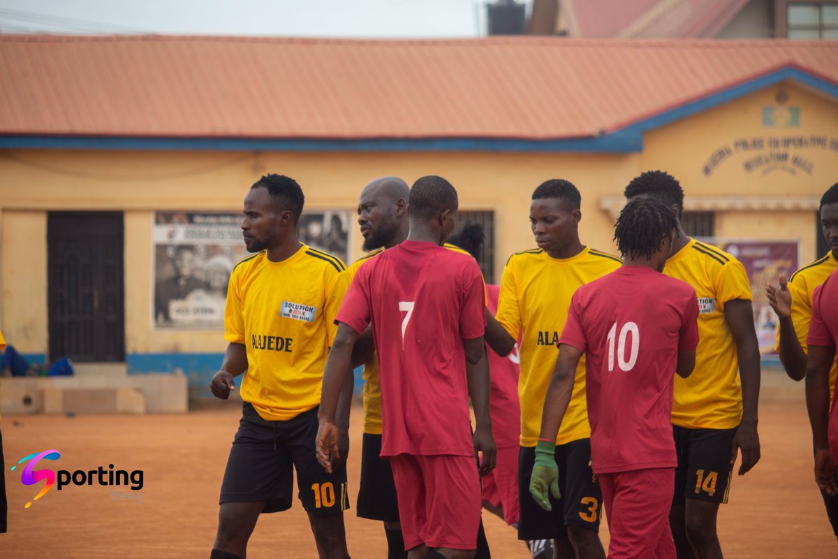 SportingTheory's tweet photo. The Ikorodu Divisional Football League continues to Impress as Ultimate Villa FC lost at home to Alajede Active FC.
Obasi scored the only goal of the game to break the heart of the home team.
#IKORODU #grassrootsfootball #football #protestEndHungerNow https://t.co/CcH6NsK1zD