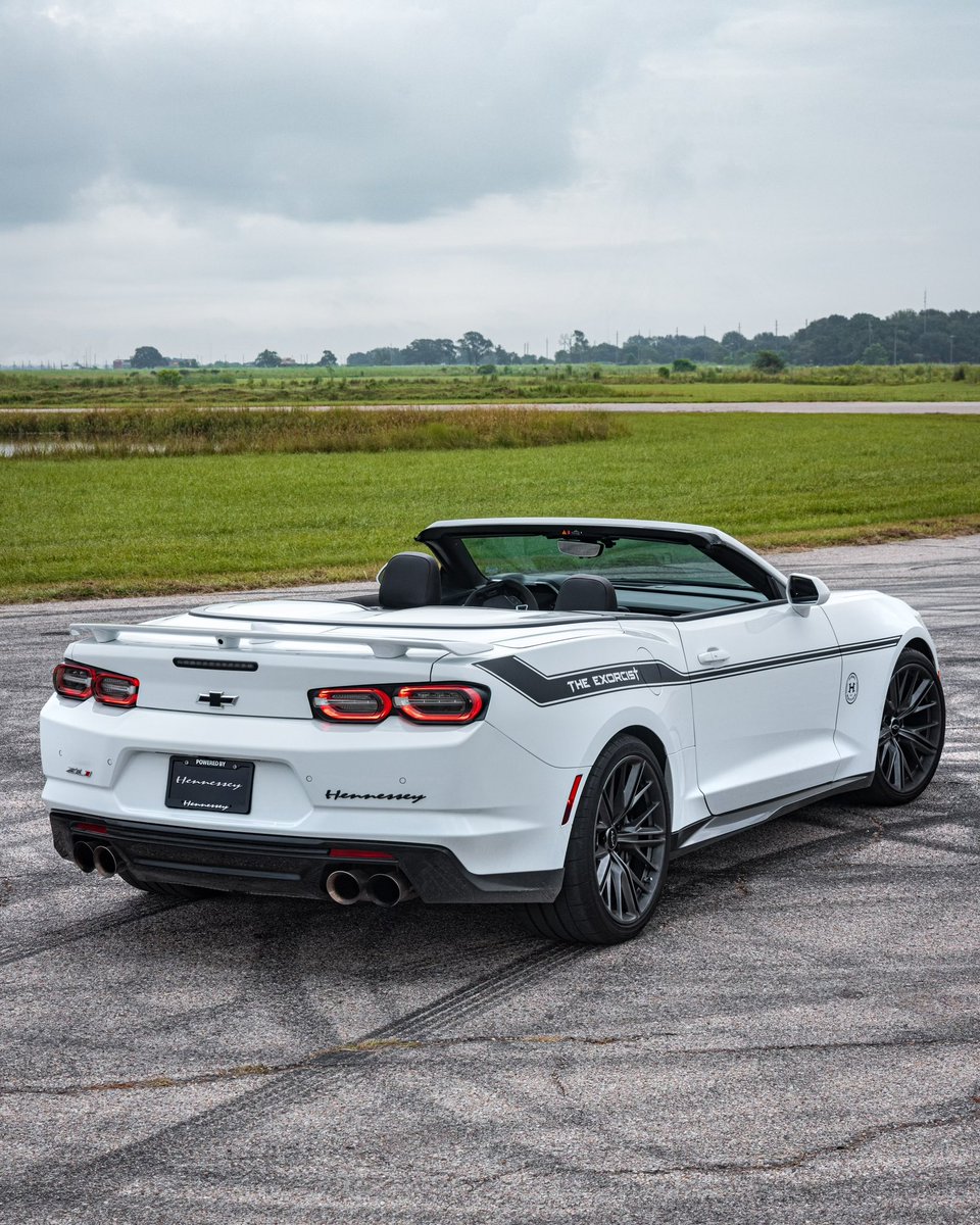 HennesseyPerf's tweet photo. World’s most powerful hairdryer 💨
https://t.co/sbf0QXgjil
#HennesseyPerformance #Chevrolet #Camaro #CamaroZL1 #ZL1 #ZL11LE #theEXORCIST #V8 #LT4 #HennesseyExorcist #SummitWhite #Pennzoil #LongMayWeDrive https://t.co/EorvSzLZND