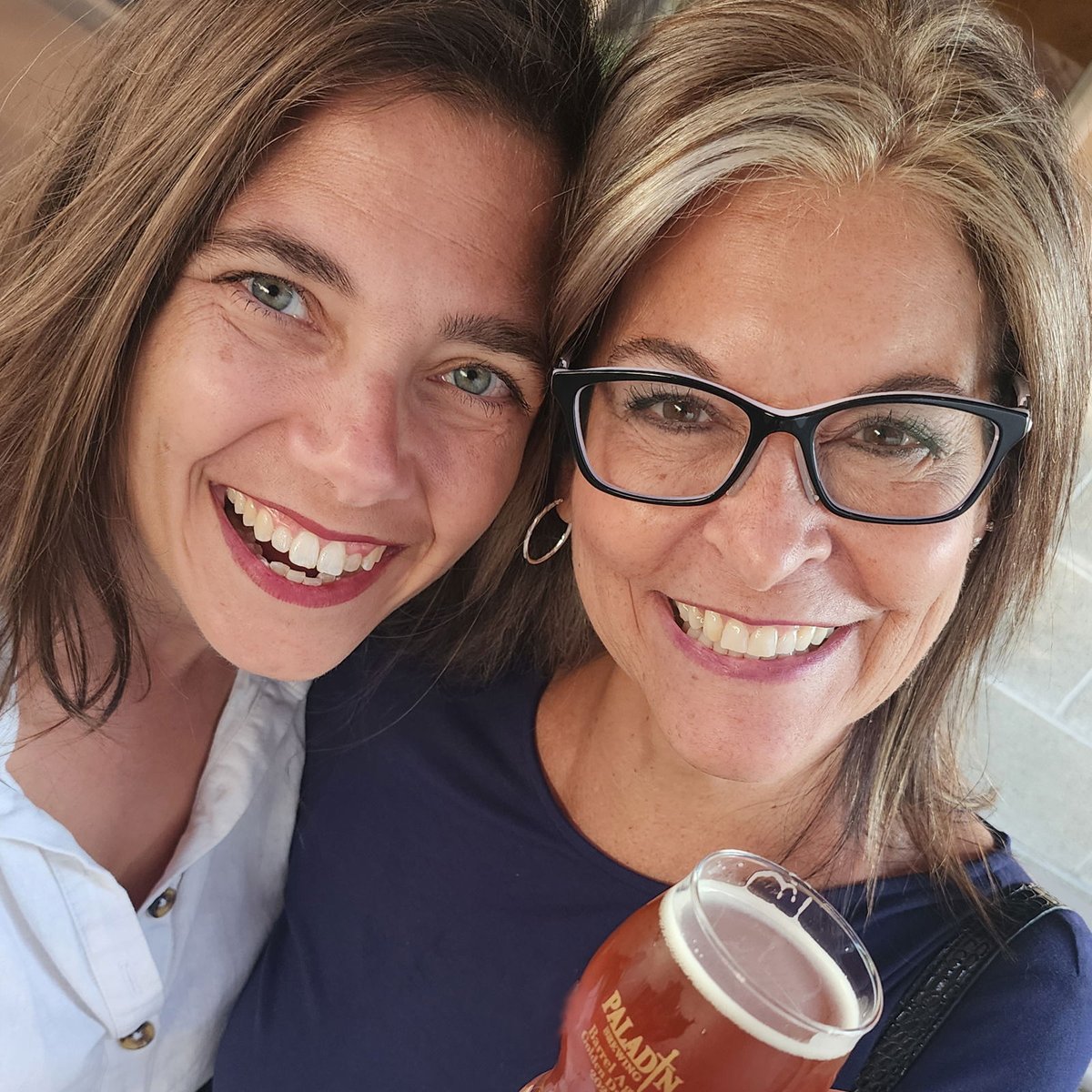paladinbrew's tweet image. Owner Abby will be bartending with Tina on August 2nd and with Koda on August 3rd. Come hang out with us!

#bartending #barlife #hangout #weekendvibes #brewery #brewerylife #breweryevents #brewerytap #beer #beerlover