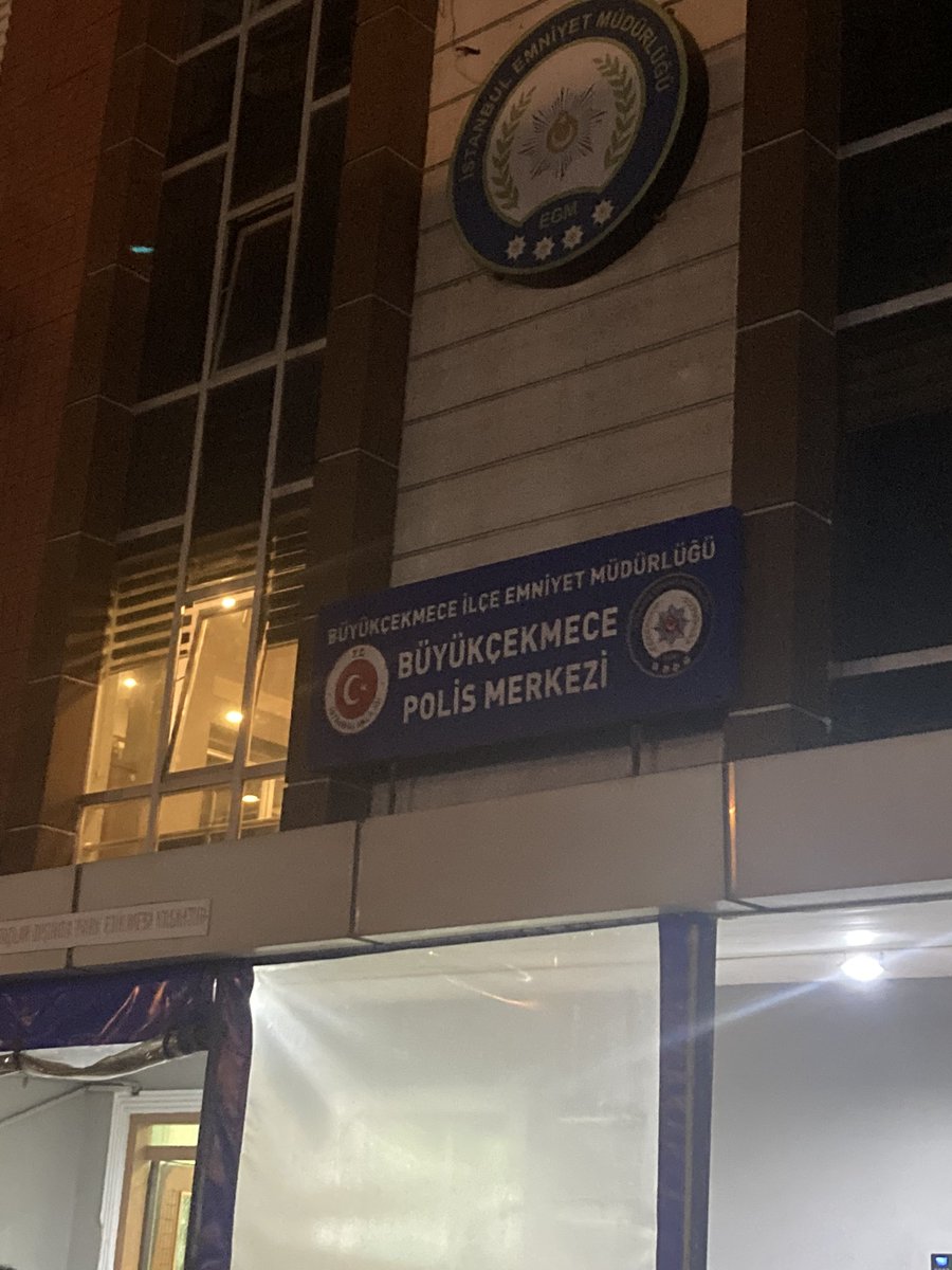 BinBuda's tweet photo. İnsanın aklına gelmeyen başına gelir. https://t.co/iiX9wt8akd