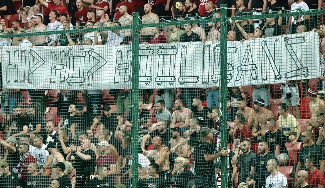 ultras1899_'s tweet photo. Spartak Trnava - FK Sarajevo : banderole de la #HordeZla aux #ultras de Trnava, qui sont connus pour faire des vidéos rap sur leurs réseaux sociaux #awayfans #HordeZla #ultras #HZ87 #HzSa #hordezla1987 #FKSarejevo #Sarajevo Ligue Conférence QR2 (31.07.24) https://t.co/ESAsLKLRgL