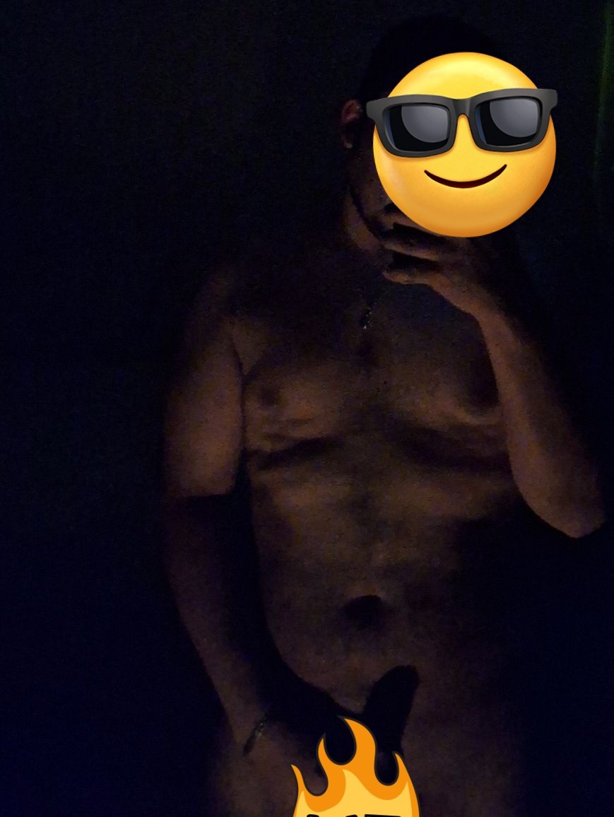 papihn80's tweet photo. #Rt #Dm te lleno de leche ? https://t.co/fE3DVWKCDa
