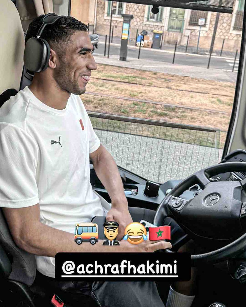 احسن لاعب و احسن كابيتان و احسن محترف داز في تاريخ  المغرب