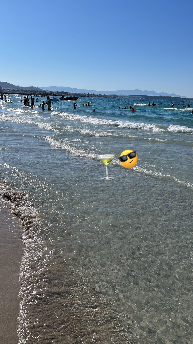 peri_zade's tweet photo. Deniz çok güzel gelsenize 🙃🏊♂️ #iyiakşamlar
#Cuma #2Agustos2024 #ilica https://t.co/yHBQPY0yRJ