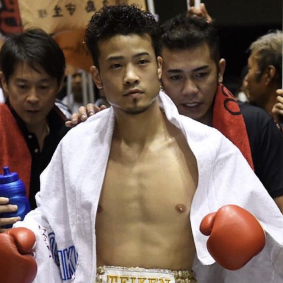 sharakiro's tweet photo. 🎂HBD🎂

今日は辰吉寿以輝選手の28歳の誕生日です🎉

16-0-1 10KO https://t.co/7mC6FRsfXQ