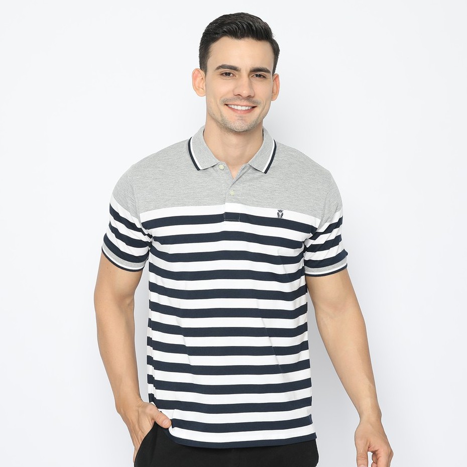 vaniakeisya_'s tweet photo. ‼ FLASH SALE GRATIS ONGKIR‼

MATSUDA Kaos Polo Shirt Pria Kerah Fussa

⛔️ DISKON : 62%

Beli Sekarang 👇
https://t.co/e8GLxHU5Ft https://t.co/AF4WfIhgol