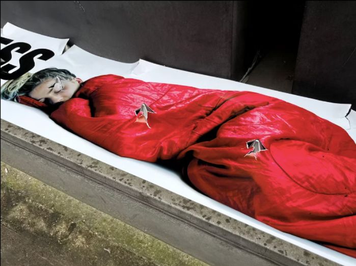 FiascoDesign's tweet image. From the studio: what lovely things do we have in store today? 

We&apos;ve chosen creative work by the likes of Stuart Semple, AMV BBDO, @bodyform, Jérôme Brouillet, @SharpTypeCo &amp;amp; more 🌅   

Take a look → mailchi.mp/fiascodesign/f…