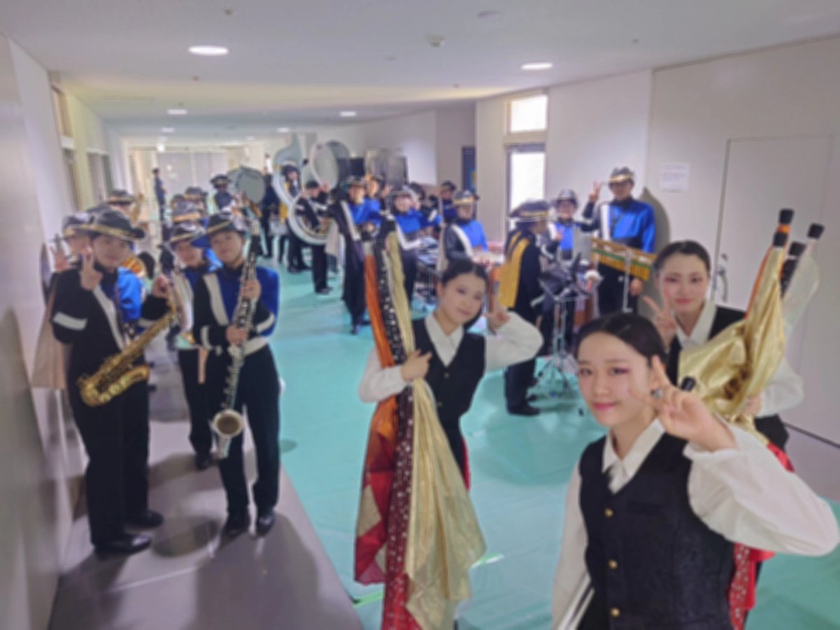 Nanshobb's tweet photo. 【ぎふ総文祭４日目】
本日、全国高等学校総合文化祭マーチングバンド部門が岐阜メモリアルセンターで行われました！
昨日のリハーサルを受けて部員たちも程よい緊張感で臨むことができました。本番の演技は今出せる力を出し切ることができたのではないかと思います💪今後も応援よろしくお願いします！ https://t.co/Jei82UUcqT
