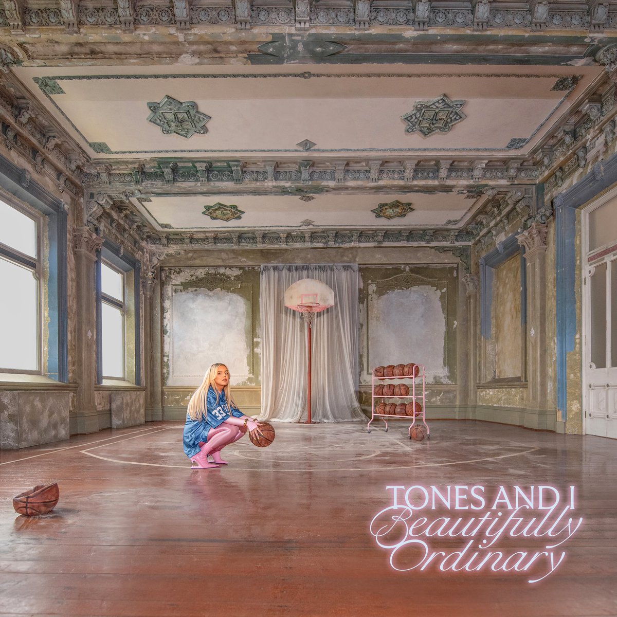 Elektra Entertainment (@elektrarecords) on Twitter photo Brighten your day with <a href="/tonesandimusic/">Tones And I</a>’s new album "Beautifully Ordinary". ❤️
🔗 Listen now: tonesandi.lnk.to/beautifullyord… Brighten your day with <a href="/tonesandimusic/">Tones And I</a>’s new album "Beautifully Ordinary". ❤️
🔗 Listen now: tonesandi.lnk.to/beautifullyord…