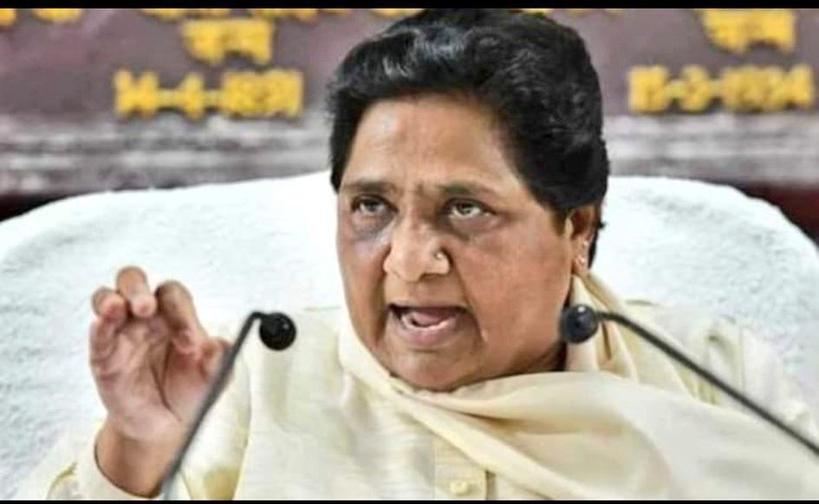 bhimarmy_HOD's tweet photo. अति उत्साही बहुजन चिंतकों को जो दिन रात बहन जी का और बीएसपी का विरोध करते थे वो लोग भी आज अभी बहन जी के स्टेटमेंट का इंतजार कर रहे हैं।
@Mayawati 
@AnandAkash_BSP 
@ramjigautambsp https://t.co/bv83ctK7kk