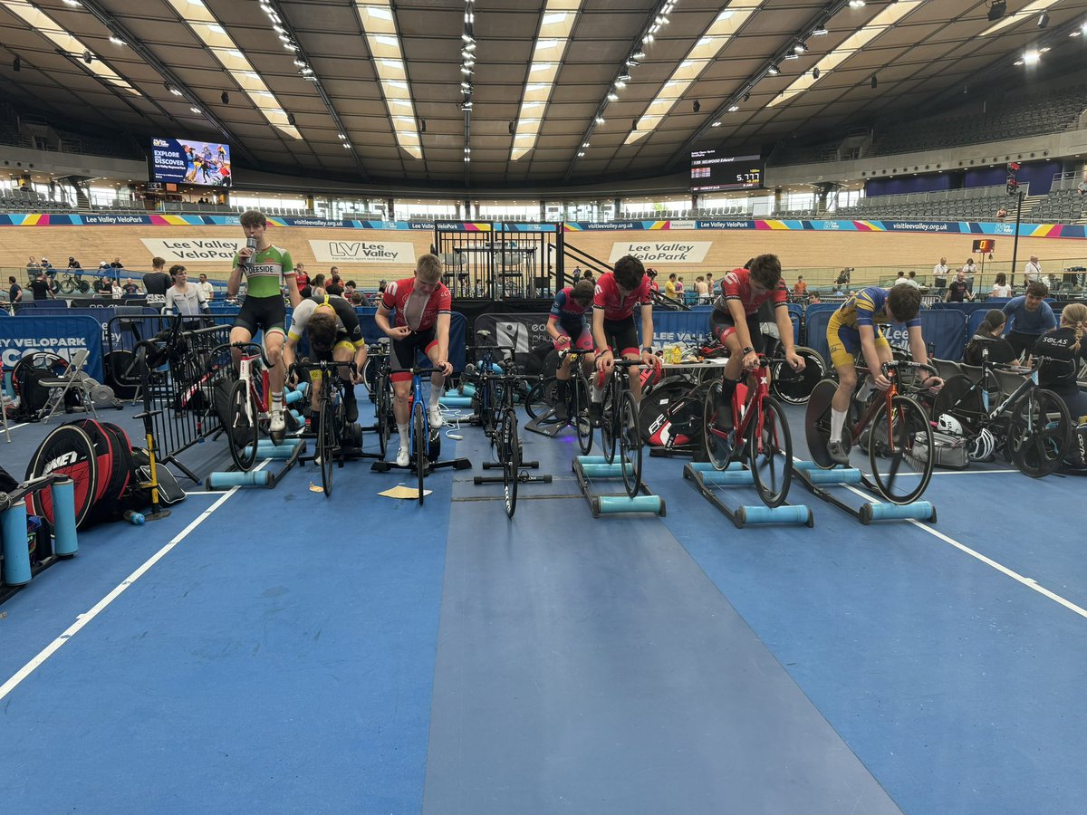 British champs for the <a href="/ScottishCycling/">Scottish Cycling</a> youths, podiums in IP, elimination and Madison as well as strong 4th place by Bs riding up and pbs for all. Good representation from all clubs #SCPathway