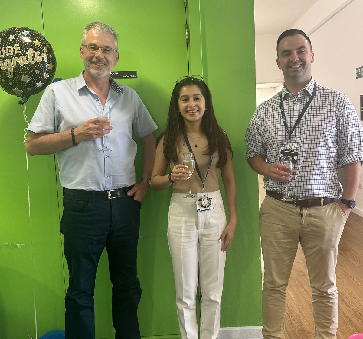 Dr Kavita Gadar (@kavitagadar) on Twitter photo Thrilled to announce that I have successfully defended my PhD thesis! 🎓
A huge thank you to my examiners <a href="/sam_willcocks/">Sam Willcocks</a> and <a href="/brad_spiller/">Brad Spiller</a> and especially to my supervisor, <a href="/McCarthy_Ronan/">Ronan McCarthy</a>, for the invaluable guidance and support since undergrad! Excited for the next chapter!✨ Thrilled to announce that I have successfully defended my PhD thesis! 🎓
A huge thank you to my examiners <a href="/sam_willcocks/">Sam Willcocks</a> and <a href="/brad_spiller/">Brad Spiller</a> and especially to my supervisor, <a href="/McCarthy_Ronan/">Ronan McCarthy</a>, for the invaluable guidance and support since undergrad! Excited for the next chapter!✨