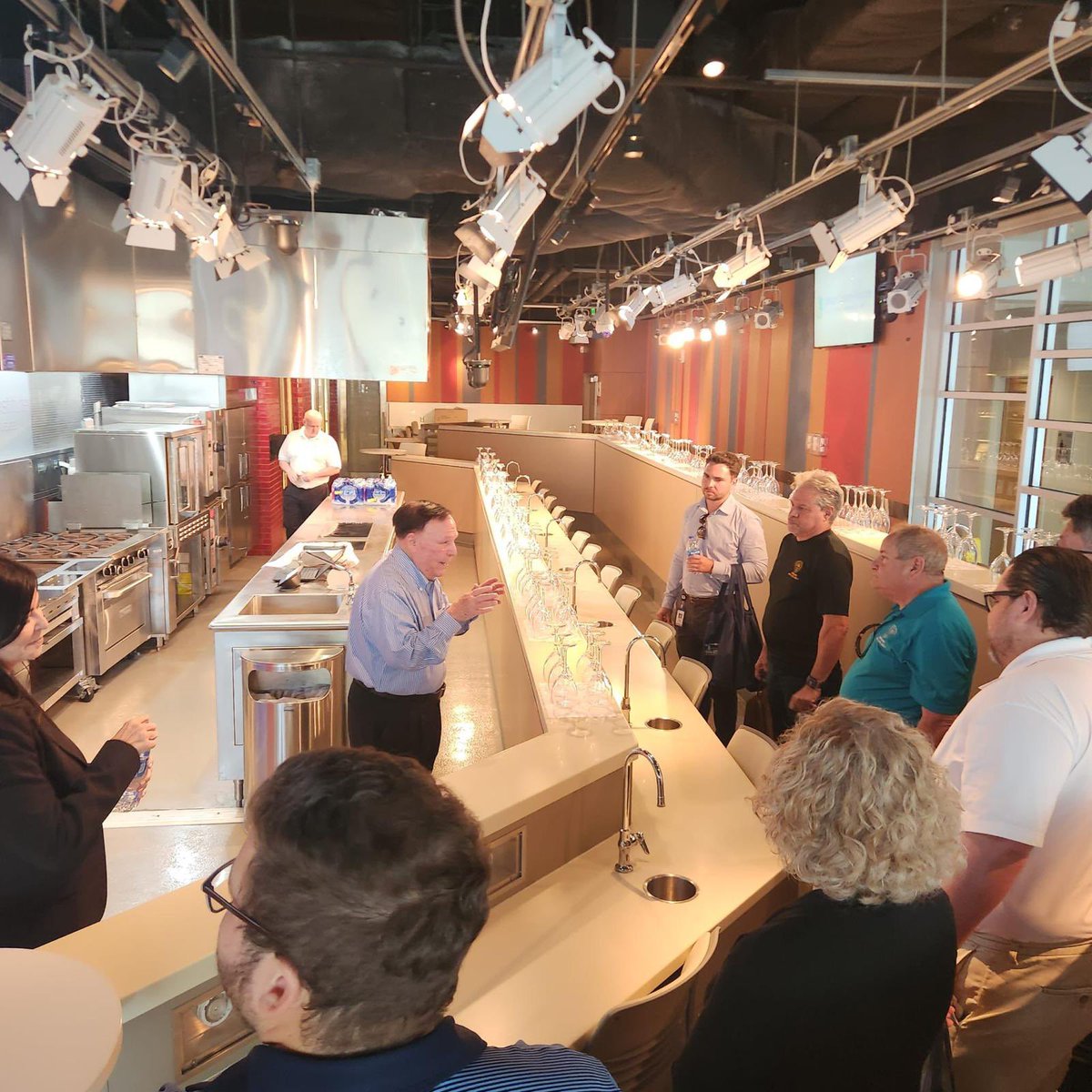 Had an inspiring visit to Miami Dade College Wolfson Campus today! 🌟 It was incredible to see the innovative classes preparing our students for the hottest industries of tomorrow. Proud to support such a forward-thinking institution right here in our community!