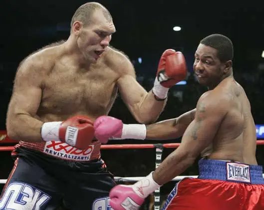 #Olympia2024 #Boxing Does anyone remember this guy? Just a reminder that biological variation within gender categories exits. Should we ban the physically extraordinary ones from competing?