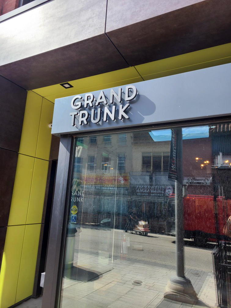 Happy Thursday! Here's a little throwback from last month when our team worked with <a href="/KWGrandTrunk/">Grand Trunk Saloon</a> to install signage at their new location in #DTKitchener : 87 King Street West
#eatlocalkw #KitchenerOntario #grandtrunksaloon #ThrowbackThursday #kweats