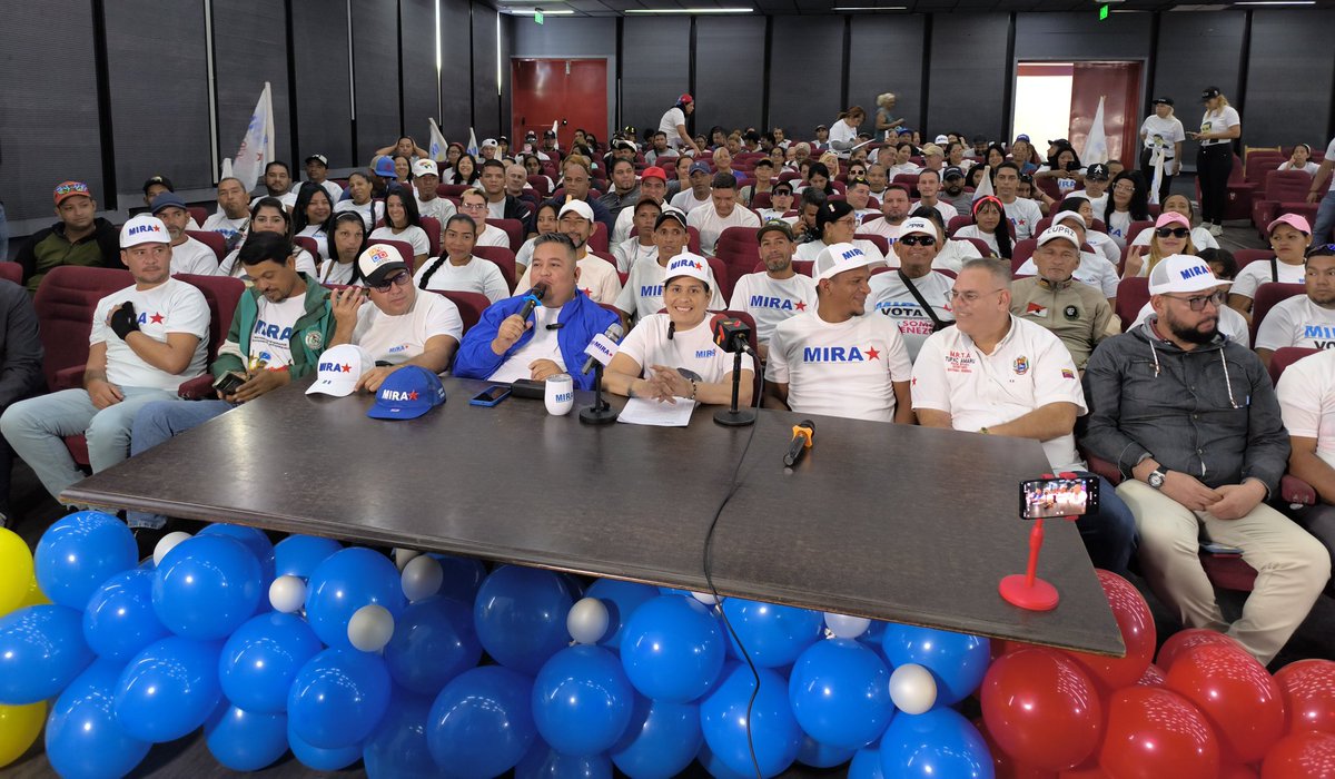 El Movimiento Integrador Revolucionario Antiimperialista MIRA , realiza rueda de prensa  donde ratificamos el apoyo total a nuestro presidente <a href="/NicolasMaduro/">Nicolás Maduro</a>