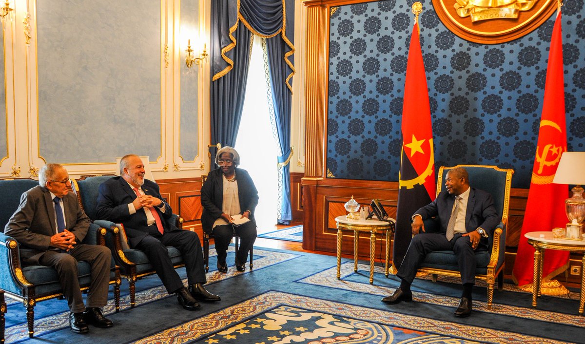 MMarreroCruz's tweet image. Sostuvimos fraternal encuentro con João Lourenço, presidente de la República de #Angola, a quien trasladamos un fuerte saludo del General de Ejército Raúl Castro Ruz y del Presidente de la República de #Cuba, @DiazCanelB.
