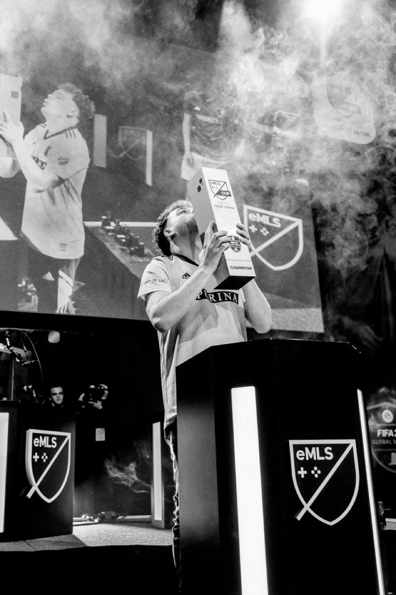 Niklas (@nraseck7) on Twitter photo Free Agent for EA FC 25‼️
After two successful years with <a href="/stlCITYsc/">St Louis CITY SC</a> my time with them is coming to an end and I will be a free Agent for the new season
If you are looking for someone who brings experience and the hunger to win some more trophies ⬇️
Dm me or 📧 nr7fifa@gmx.de Free Agent for EA FC 25‼️
After two successful years with <a href="/stlCITYsc/">St Louis CITY SC</a> my time with them is coming to an end and I will be a free Agent for the new season
If you are looking for someone who brings experience and the hunger to win some more trophies ⬇️
Dm me or 📧 nr7fifa@gmx.de