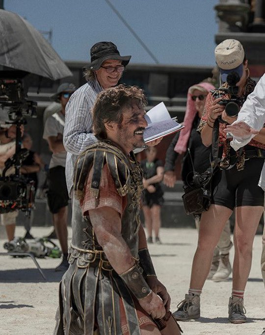 PedroPascalpage's tweet image. 