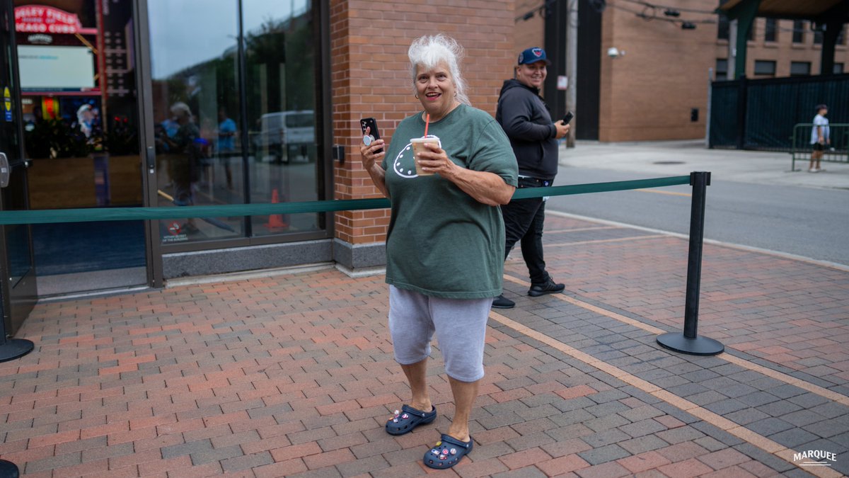 Two <a href="/dunkindonuts/">Dunkin'</a> iced coffee's for Shota Imanaga? Nope. He brought <a href="/Cubs/">Chicago Cubs</a> fan photographer <a href="/sambernero/">Sam Bernero</a> one for being so supportive of him and the team. 🥹 ☕️