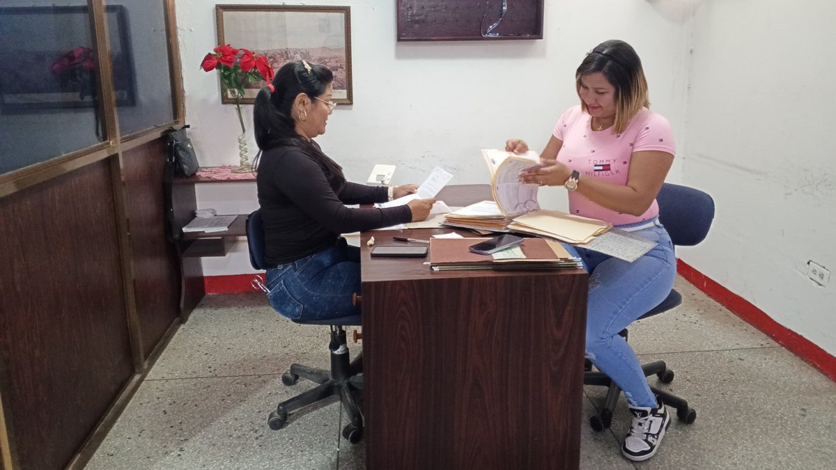 INCESREGIONSUC2's tweet photo. El CFS Industria durante la semana ha desarrollado las actividades operativas manteniendo un funcionamiento regular a pesar de la baja asistencia de estudiantes motivada por la situación actual del país. El personal administrativo ha continuado desempeñando sus labores habituales https://t.co/2raPrOdTF4