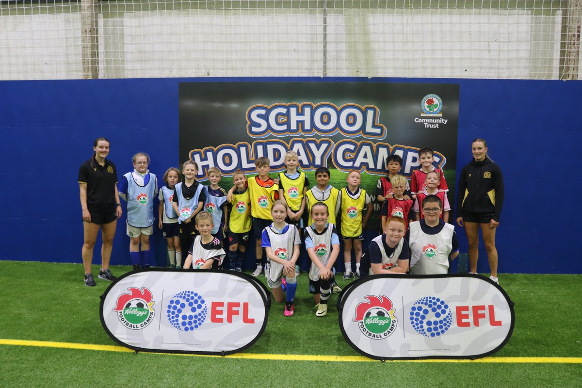 😁Today our #KelloggsFC campers were joined by <a href="/RoversWFC/">Blackburn Rovers WFC</a> duo Tyler Toland and <a href="/niamhmurphy_3/">Niamh Murphy</a> who passed on some tips and tricks on how to become a professional footballer! A big thank you to both of you for popping in! 💙🤍

#BRCTInclusion #KelloggsFootballCamps | <a href="/KelloggsUKI/">Kellogg's UK & IRE</a>