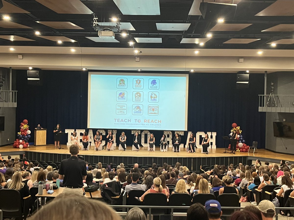 MrsDowning's tweet image. Listening to some wonderful teachers sharing their insights on multilingual learners. #TEACHtoREACH #Stvrainstorm @SVPriorityPrgms