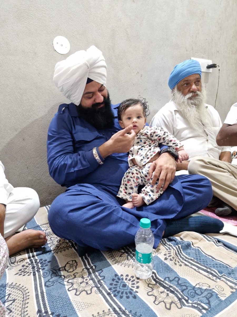 JasvirSGarhi's tweet photo. बहुजन समाज पार्टी चंडीगढ़ के प्रभारी राजा राजिंदर सिंह जी के बड़े भाई के निधन पर शोक संतप्त परिवार के प्रति संवेदना। कुदरत से प्रार्थना है कि वह परिवार को  दुख झेलने की शक्ति प्रदान करें। https://t.co/elhDLwmoTd