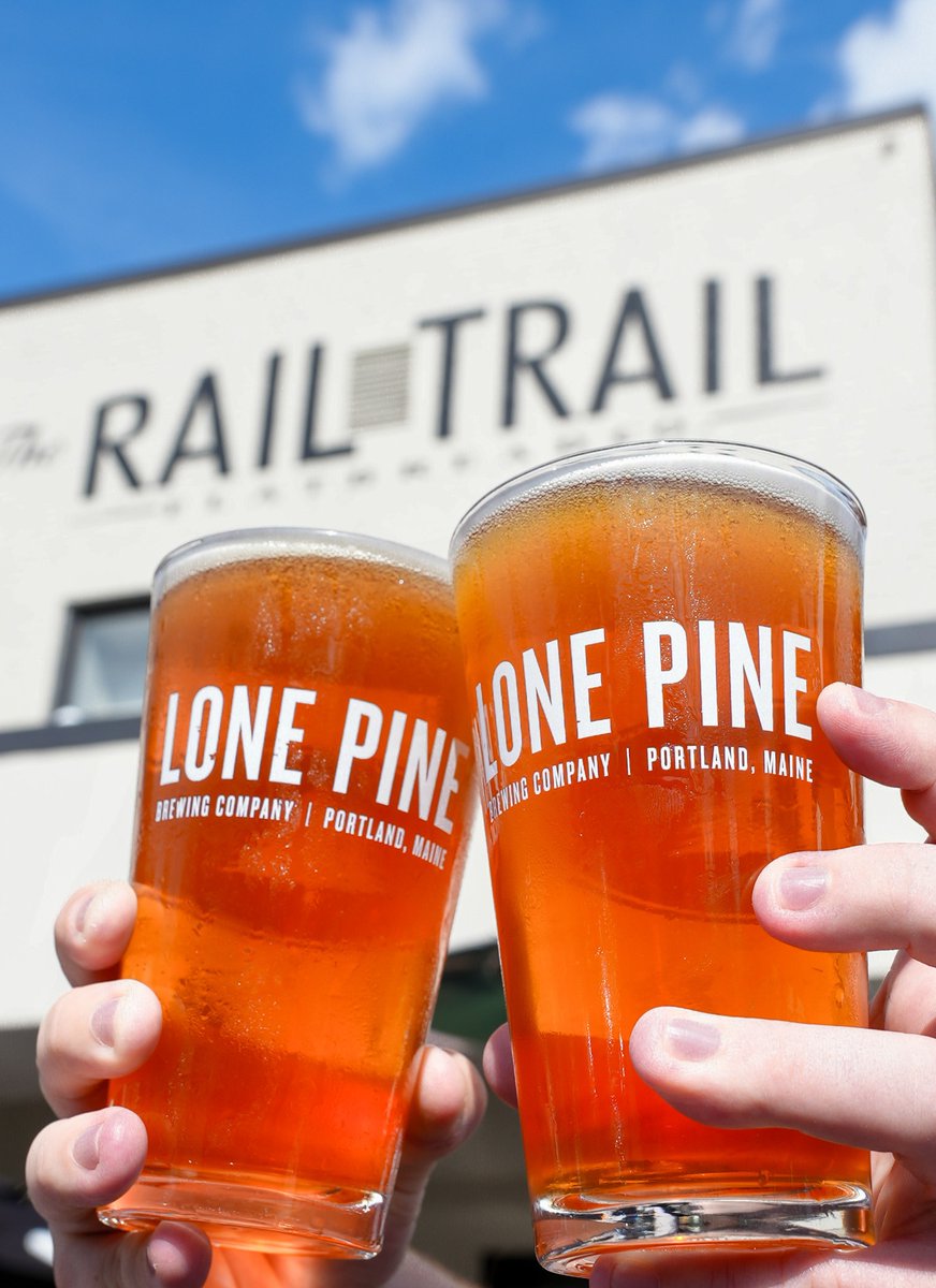Happy International Beer Day 🍺 What are you drinking? We're sipping on some delicious <a href="/LonePineBeer/">Lone Pine Brewing Co</a> 

Cheers to the weekend! 🍻