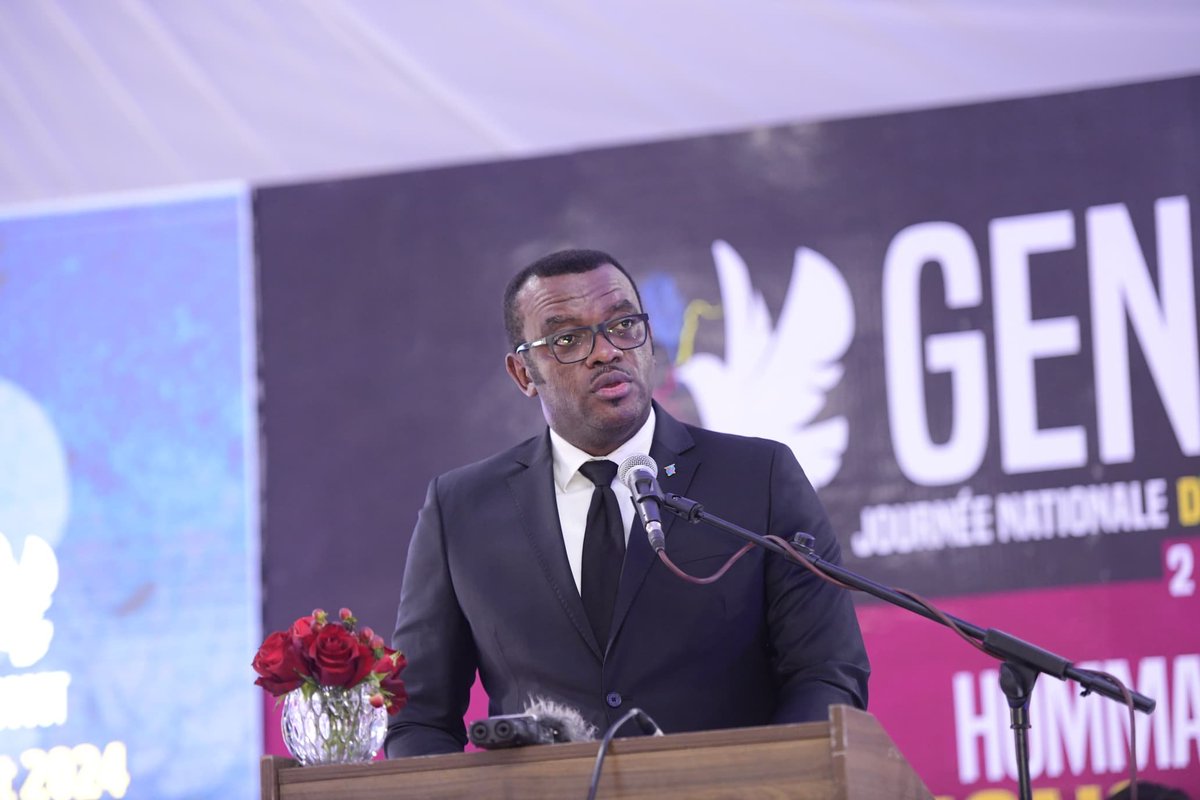 LePuissantCom's tweet photo. #RDC|#GENOCOST|
Le VPM Jean-Pierre Lihau, représentant la Première Ministre, a présidé au chapiteau du Palais du Peuple la cérémonie officielle de la journée nationale d'hommage aux millions de victimes du #GENOCOST dans tout le pays. #GENOCOST #02AOUT🕊️ https://t.co/uk6lUfMPk3