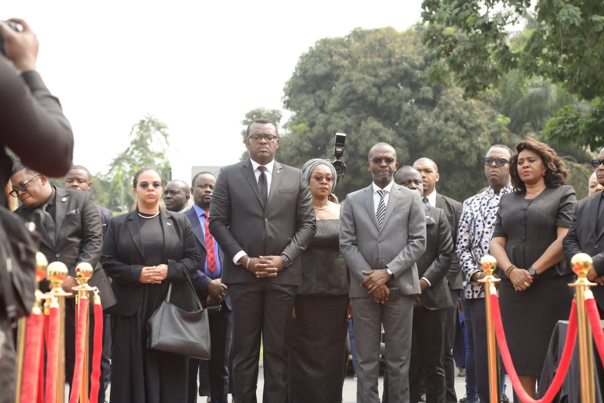 LePuissantCom's tweet photo. #RDC|#GENOCOST|
Le VPM Jean-Pierre Lihau, représentant la Première Ministre, a présidé au chapiteau du Palais du Peuple la cérémonie officielle de la journée nationale d'hommage aux millions de victimes du #GENOCOST dans tout le pays. #GENOCOST #02AOUT🕊️ https://t.co/uk6lUfMPk3