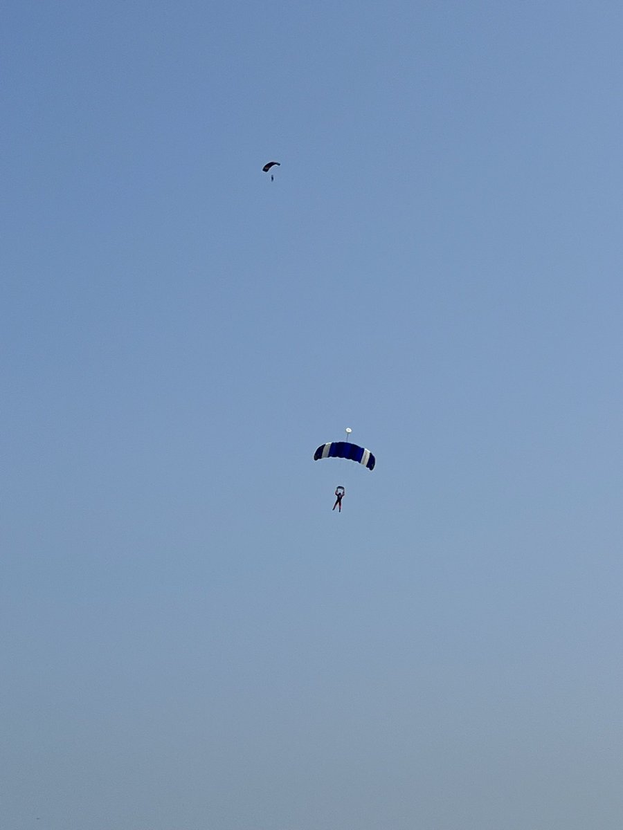 Bouch_X_'s tweet photo. Fly planes. Jump out of planes. Repeat. https://t.co/a9Dt19SCO9