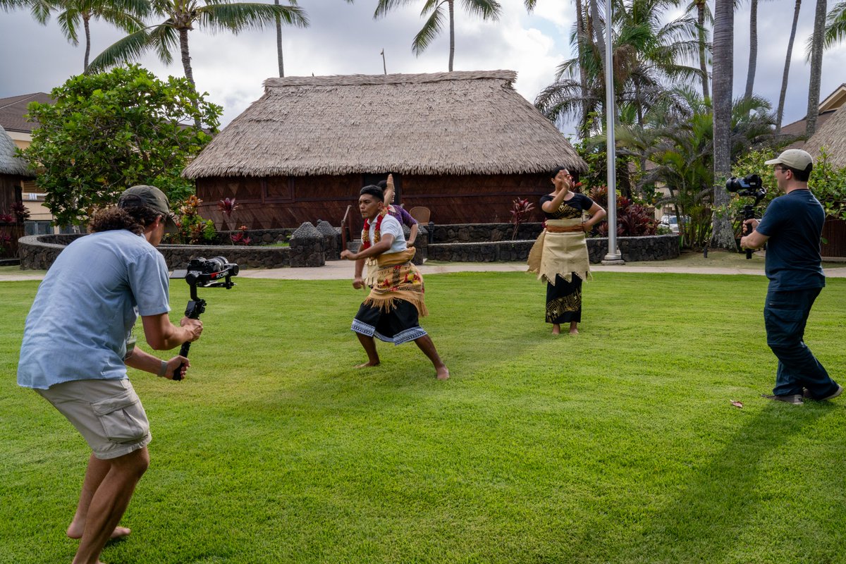 bofmcentral's tweet photo. Episode 6 of 'A Marvelous Work' dropped last Sunday! Join Scott Christopher and the crew as they film in Hawaii. Get an exclusive behind-the-scenes look with this preview, and don’t miss the full episode on the Book of Mormon Central YouTube channel.
#hawaii #oahu #bookofmormon https://t.co/B8eDxAtX6n