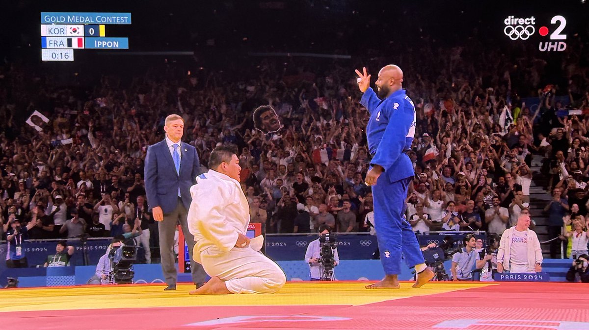 JulienChieze's tweet photo. 🥇🥇🥇
💙🤍❤️
Teddy Rinner
#Paris2024 https://t.co/7Y27GB5E4V