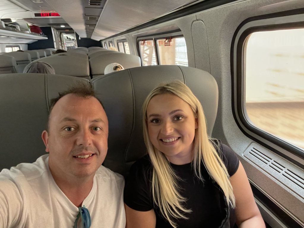 PKDinerUSA's tweet image. After a 2 hour layover in #Boston we are on the move again about the #Amtrak #Downeaster. Tickets were $60.00 for 2 passengers and journey time should be 130 minutes. We are looking forward to seeing the views of Massachusetts and New Hampshire as we progress to Maine. 🚊❤️🇺🇸
