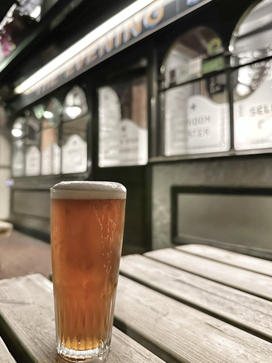 Came across a strong contender for my beer of the year the other night at <a href="/EveningStarPub/">Evening Star</a>.
It’s <a href="/CrakBrewery/">CrakBrewery</a> Amber After Sauna, an amber kellerbier, with Amarillo.
Italian brewery + German beer style + US hops -&gt; malty, rich &amp; tasty with a clean finish.
Perfect on a muggy night.